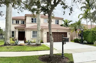 767 Tulip Cir 1