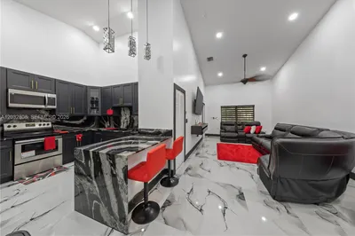 3245 NE 11 Dr 1