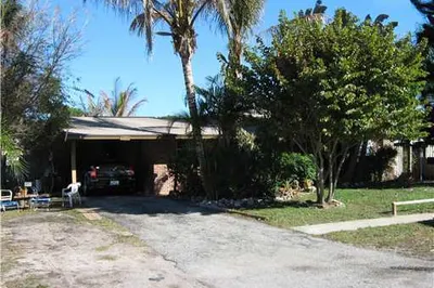5835 Keith Road 1