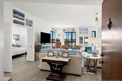 150 SE Four Winds Drive #B401 1