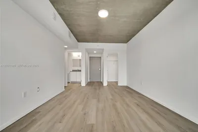475 NE 125th #504 1