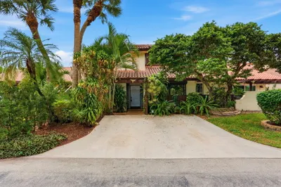 6850 Tiburon Drive 1