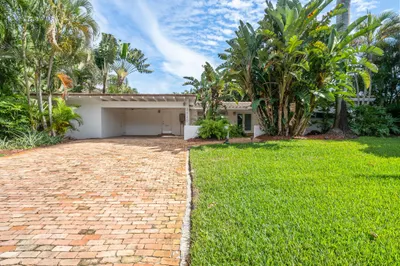 2620 SW 34th Avenue 1