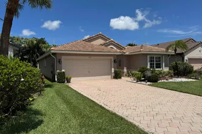 6693 Sun River Road 1