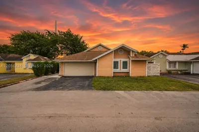 14145 SW 100th Ter 1