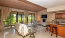 253 Old Meadow Way Photo