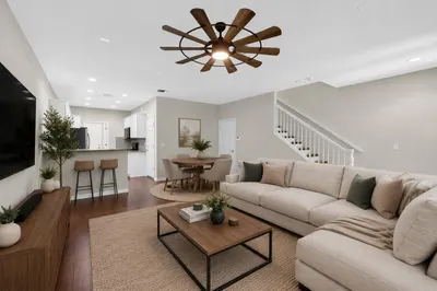 1126 Dakota Drive 1