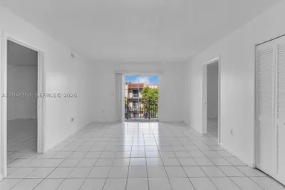 4715 NW 7th St #407-2 1