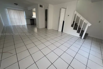 2606 NW 52nd Ave #D15 1