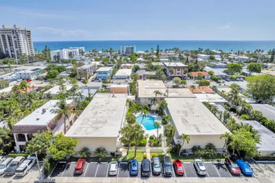 4630 Poinciana Street #2e 1