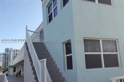 1500 S Surf Rd #15 1