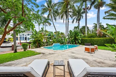 331 Lido Dr 1
