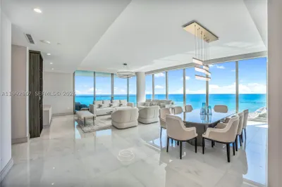 17901 Collins Ave #2404 1