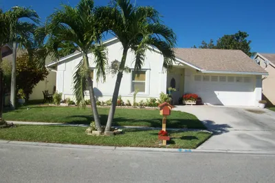5419 Blueberry Hill Avenue 1