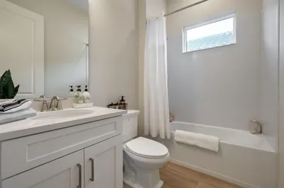 2nd Bathroom - with Shower, Tub Combo -