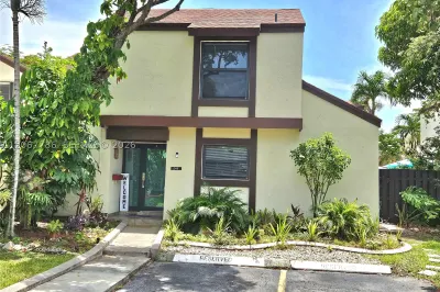 540 NW 99th Pl #540 1