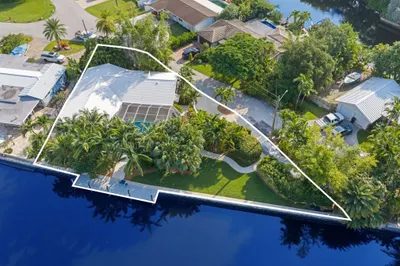 2124 Coral Shores Drive 1