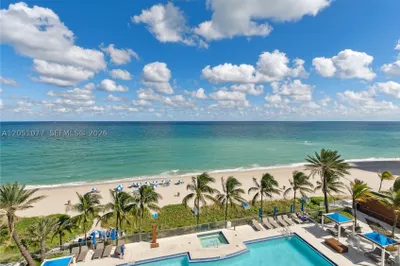 18911 Collins Ave #901 1