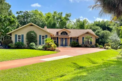 2927 SW Palm Brook Court 1