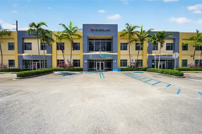 10900 NW 25th St #202 1