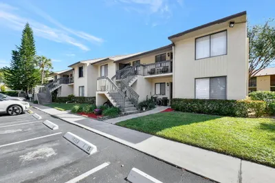 6550 SOMERSET Drive #107 1