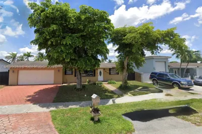 7925 NW 170th Ter 1