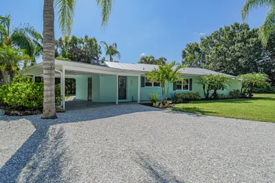 450 28th Court 1