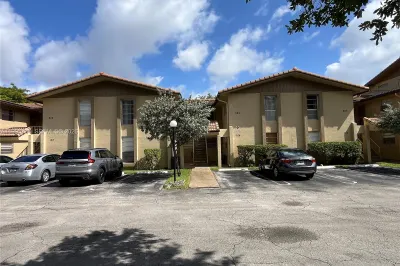 11101 Royal Palm Blvd #203 1