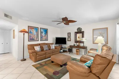 100 SE 6th Avenue #304 1