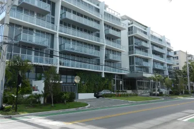 9940 W Bay Harbor Dr #4A-N 1