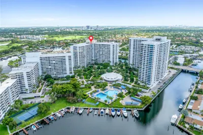600 Three Islands Blvd #212 1