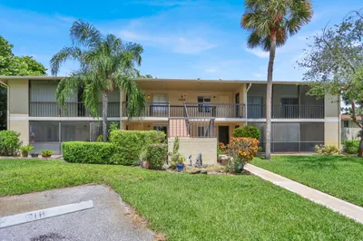 6563 Chasewood Drive #F 1