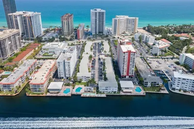 3121 S Ocean Dr #106 1