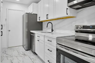 298 SW 6th Street #204 1