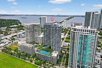 121 NE 34th Street #2416 1