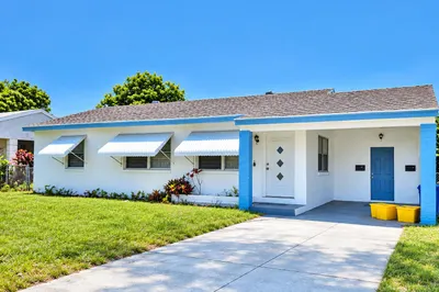 936 45th Street 1