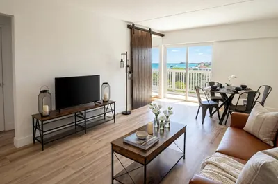 95 N Birch Road #605 1