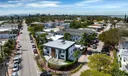 7994 Crespi Blvd Photo