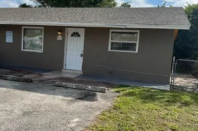 5908 Orange Road #5910 1