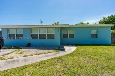 18381 NE 21st Pl 1