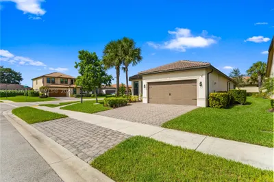 8257 NW 79th Ave 1