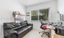 301 Hampton Ln Photo