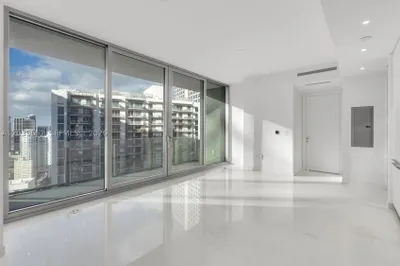 300 Biscayne Blvd Way #4008 1