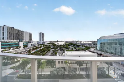 1400 Biscayne Blvd #705 1