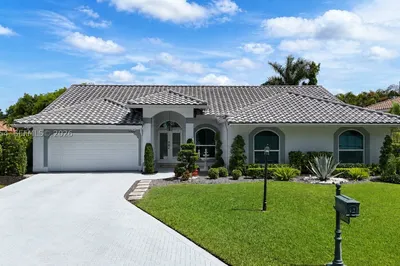 10602 NW 49th Pl 1