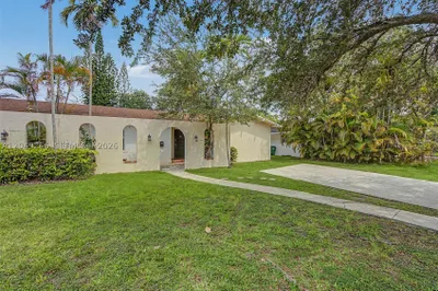 11860 SW 81st Rd #11860 1