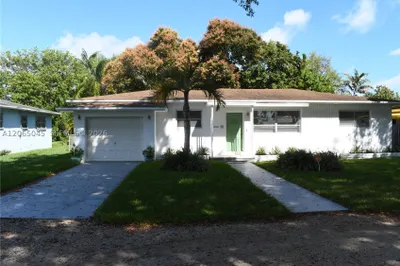 33 NW 87th St 1