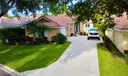 187 Hampton Circle Photo