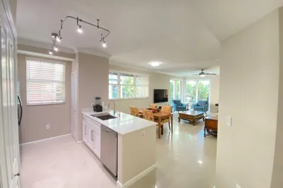 225 NE 1st Street #202 1