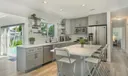 271 SW 12th St Photo